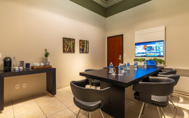 Sala Corporativo Castanheiras - Ucayali